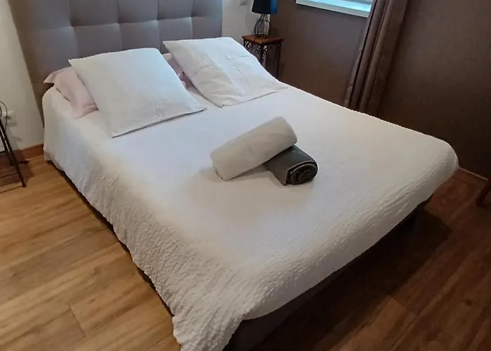 Mimi Casa de Férias Saint-Sulpice-de-Faleyrens