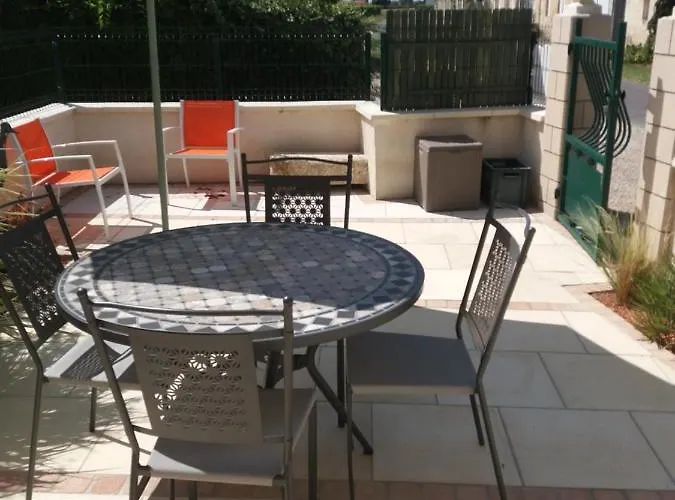 Mimi Saint-Sulpice-de-Faleyrens